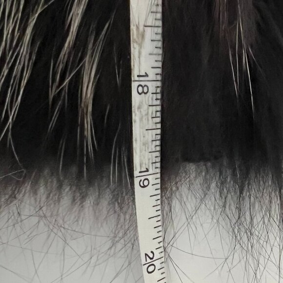 Diane Von Furstenberg Genuine Fox Fur Vest - Picture 16 of 16